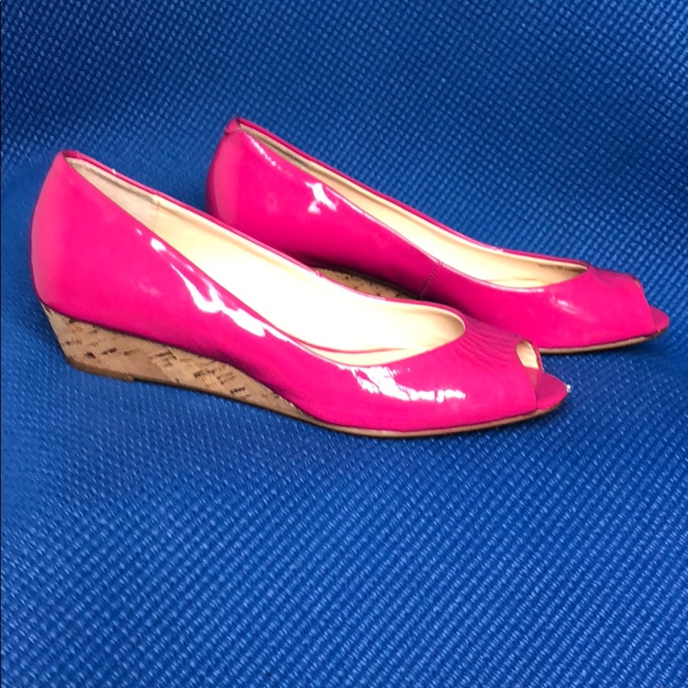 Talbots bright pink flats/shoes size 6